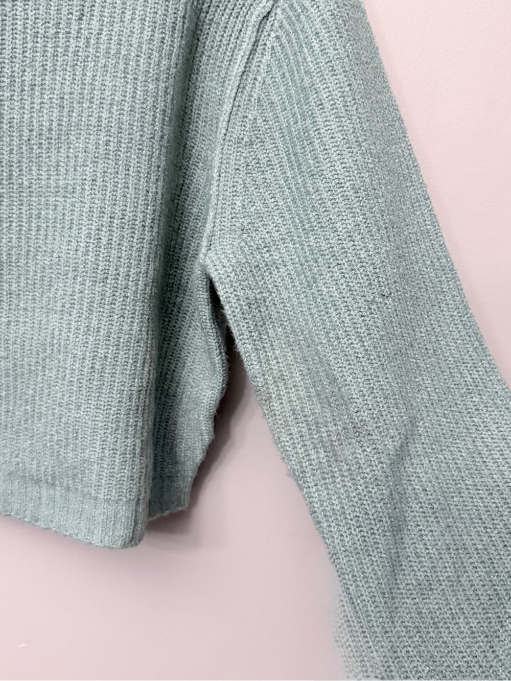 Sincerely Jules Sage Green Ribbed Cropped Cardigan Sweater Size M - Picture 5 of 7